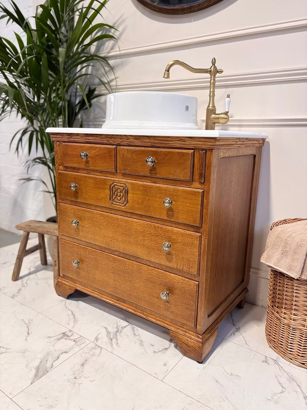 Wooden Single Vintage Bathroom Vanity With Sink