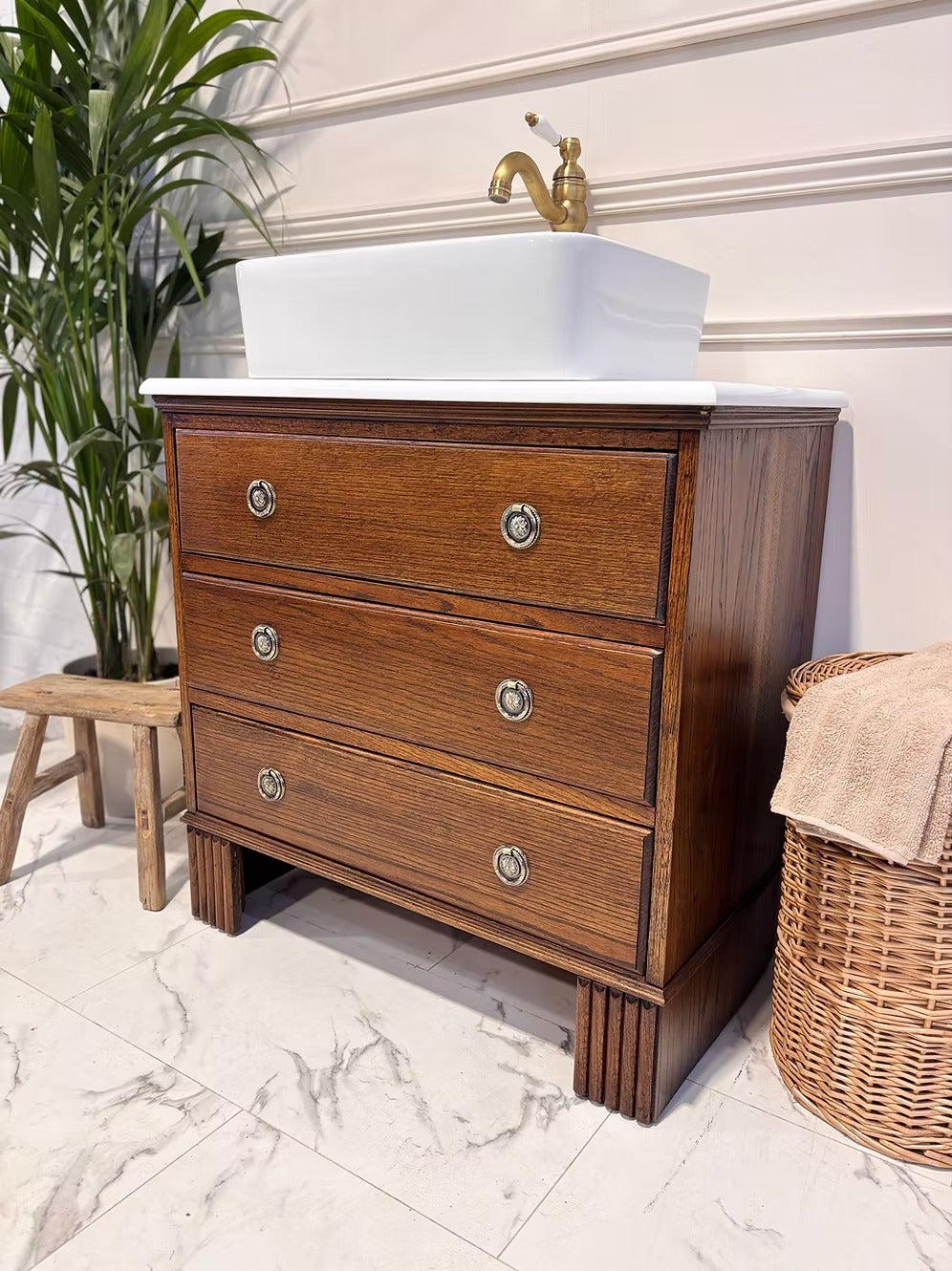 Oak Single Vintage Bathroom Vanity Unit