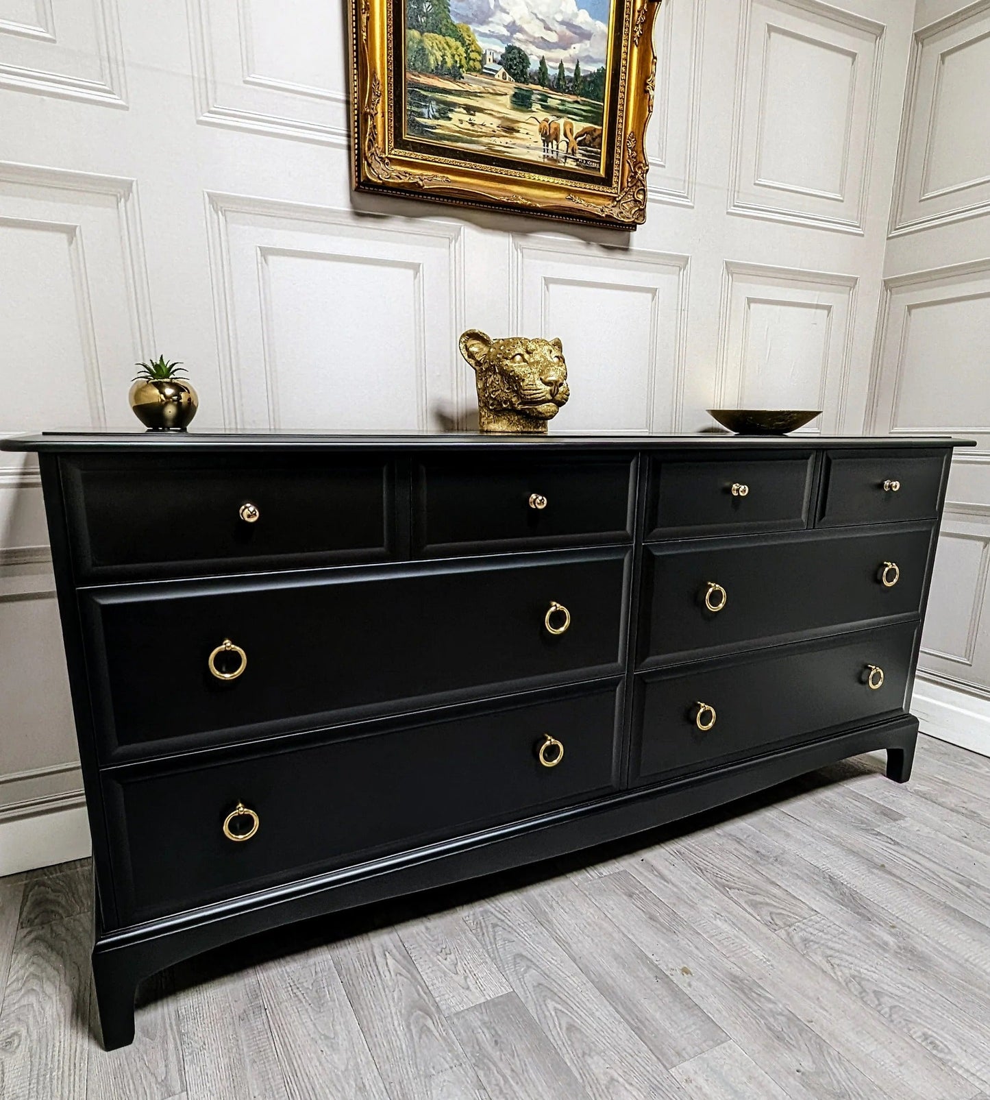 Stag Minstrel Captains Chest , 8 Drawer Captains Chest in Black