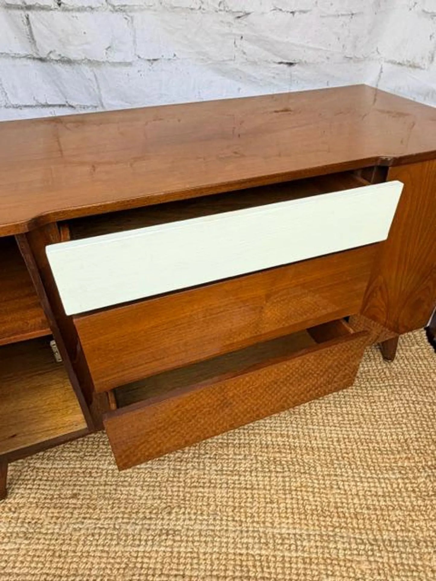 Vintage Meredew Mid Century Sideboard | Compact Drinks Cabinet | Media Console