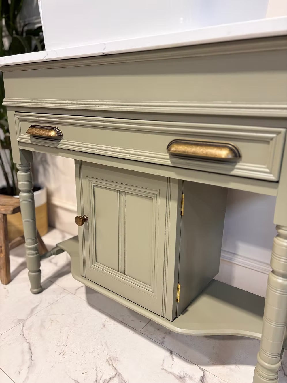 W891mm Traditional Bathroom Vanity Unit - Windsor - Available