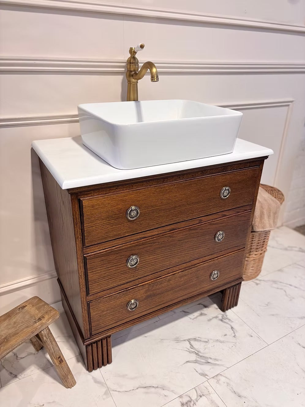 Oak Single Vintage Bathroom Vanity Unit