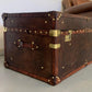 Handcrafted English Leather Coffee Table Trunk with Brass Hardware – Classic Storage Chest Home Decor