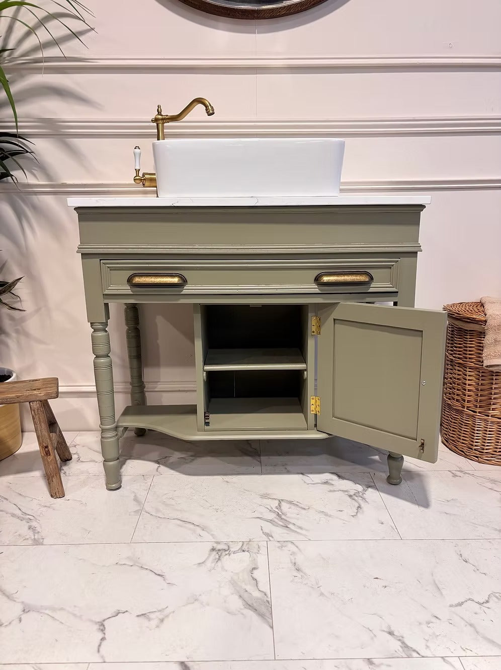 W891mm Traditional Bathroom Vanity Unit - Windsor - Available