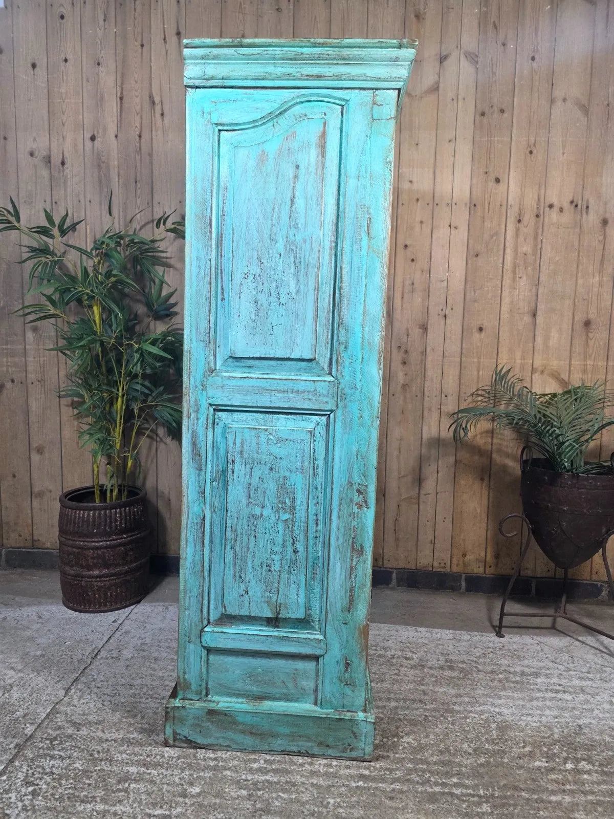 Vintage Reclaimed Indian Freestanding Kitchen Bathroom Drinks Display Cabinet