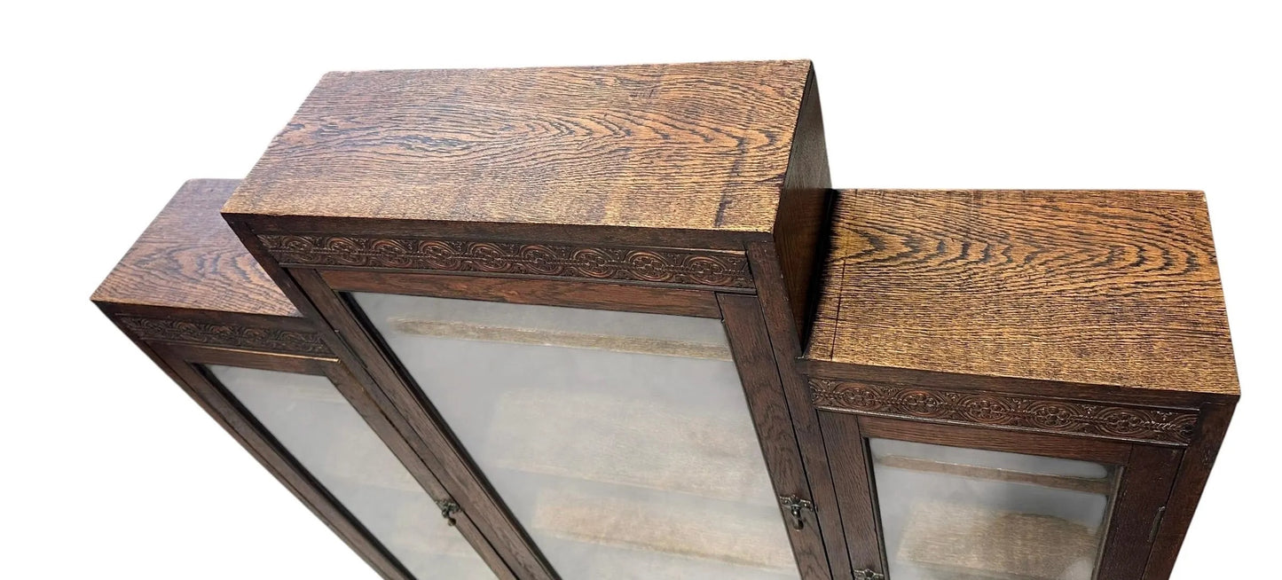 Vintage Oak drinks display bookcase