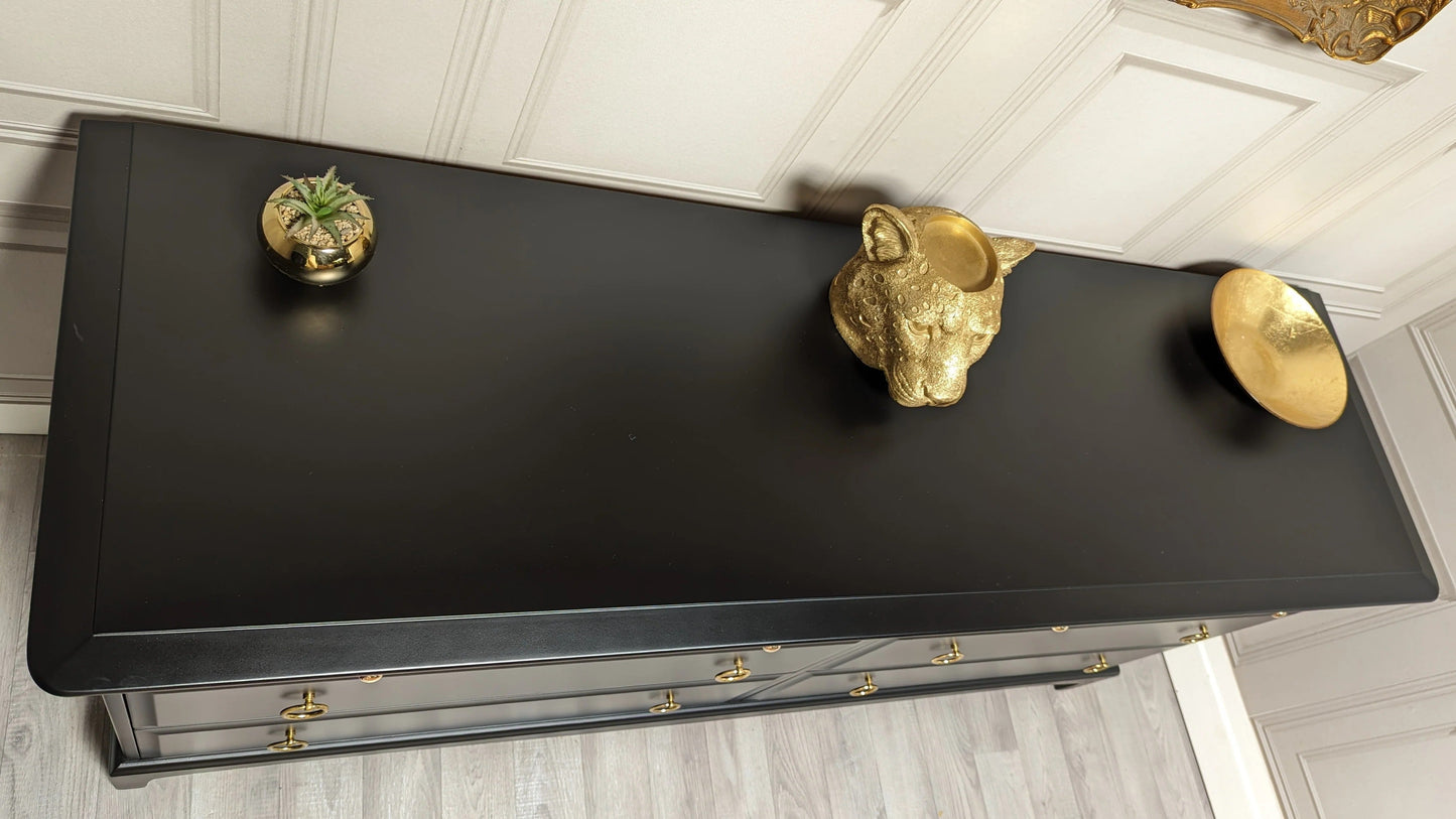 Stag Minstrel Captains Chest , 8 Drawer Captains Chest in Black