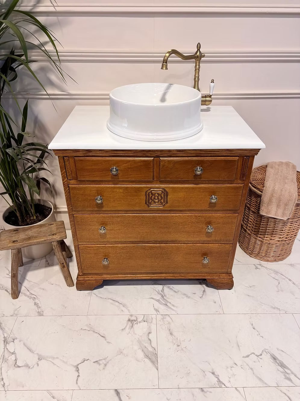 Wooden Single Vintage Bathroom Vanity With Sink