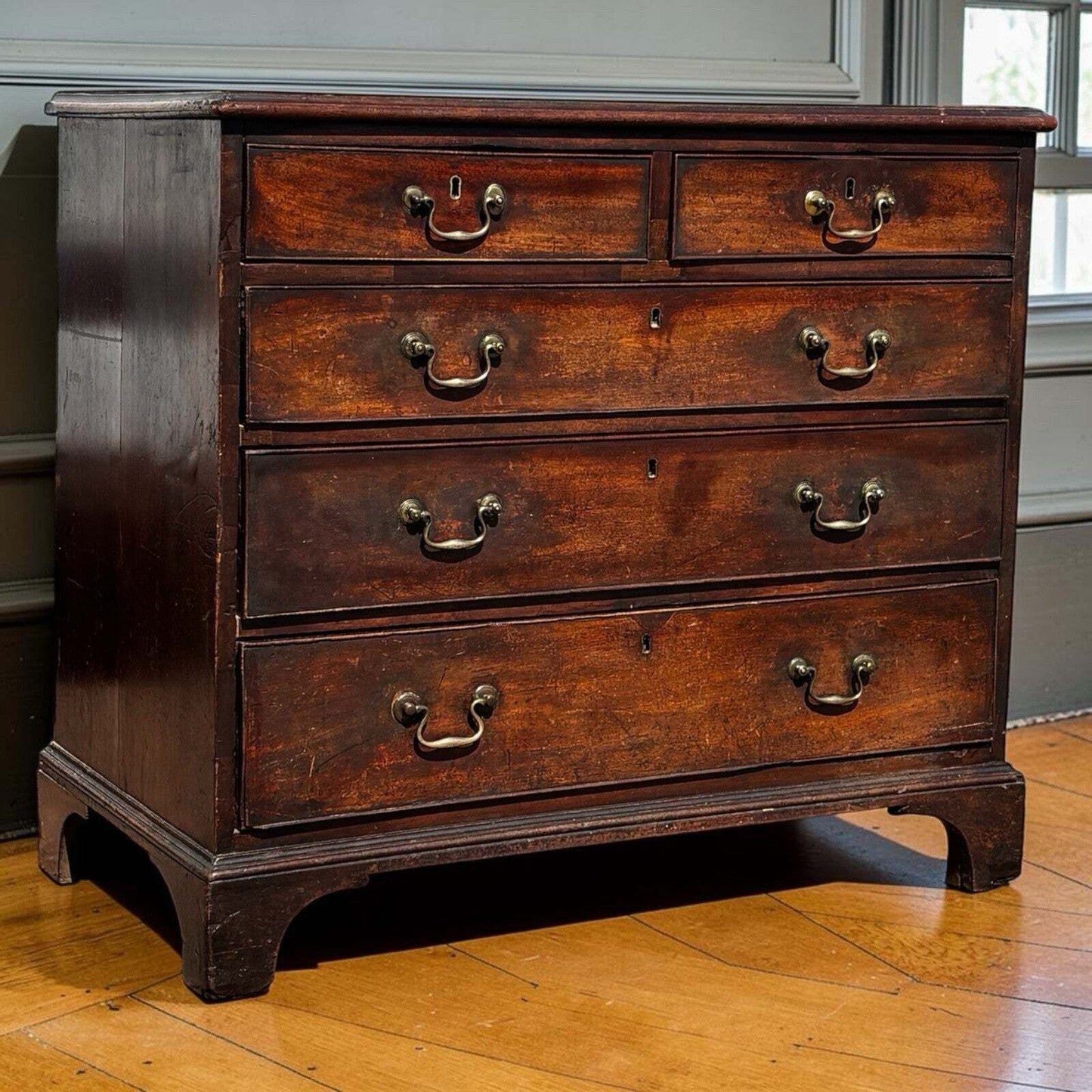 Vintage Georgian Mahogany Chest Of Drawers. Brass Handles, Bracket Feet.