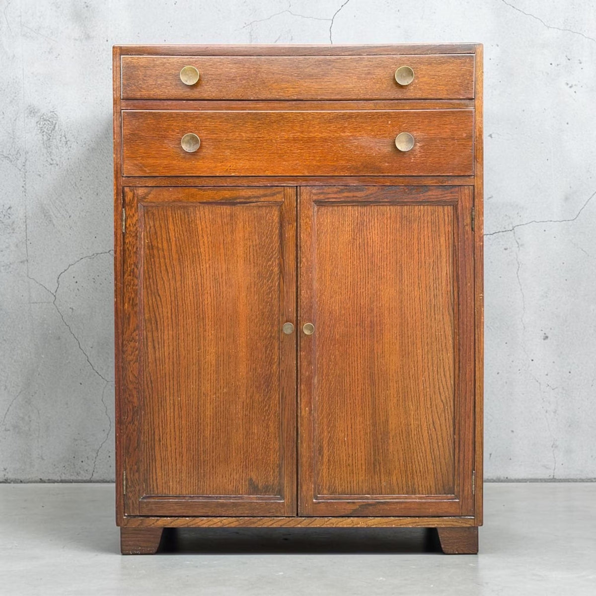 Vintage Oak Tallboy cupboard chest of drawers linen cupboard.