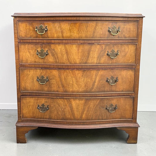 Vintage Georgian style chest of drawers