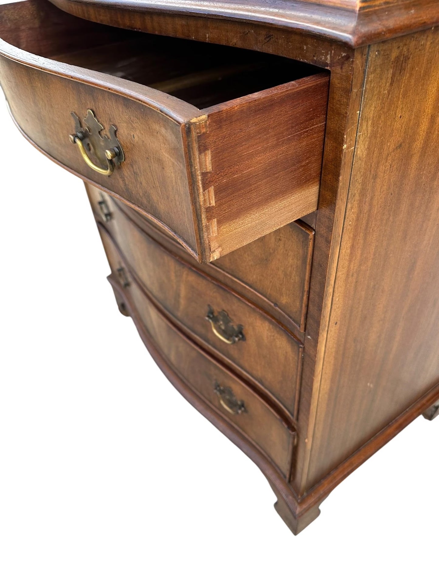 Vintage Georgian style chest of drawers