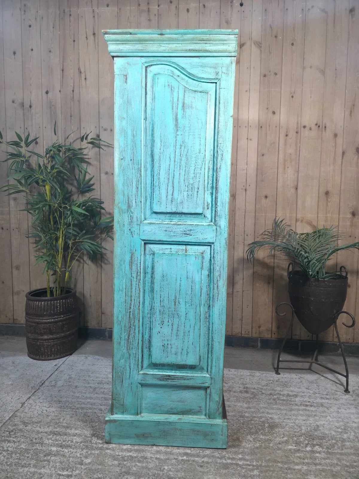 Vintage Reclaimed Indian Freestanding Kitchen Bathroom Drinks Display Cabinet