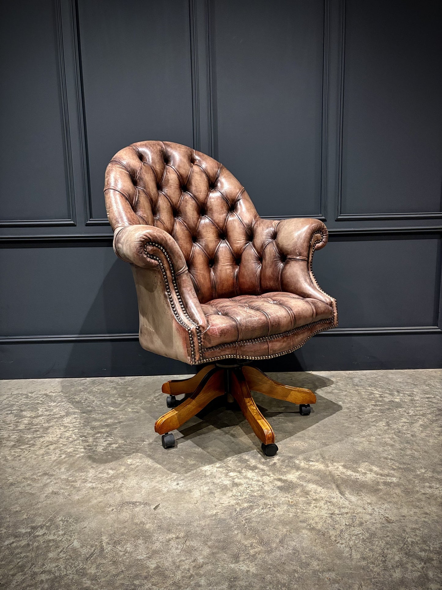 Buttoned Leather Antique Swivel Desk Chair