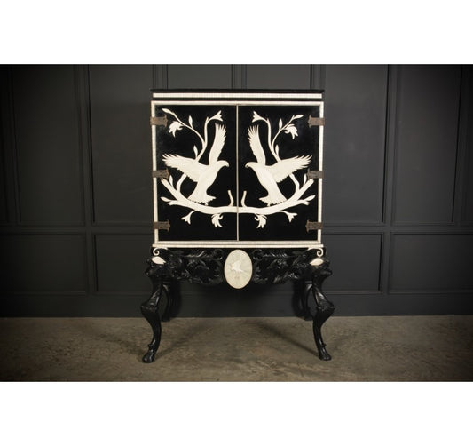 Black Lacquered Drinks Cocktail Cabinet