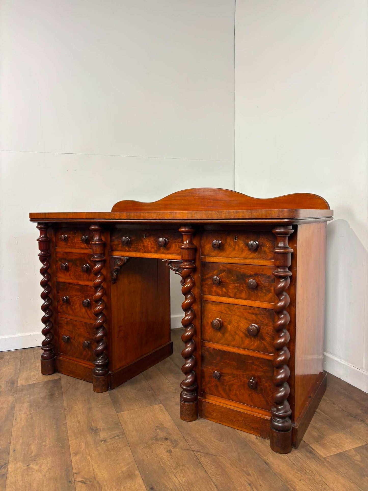 Victorian Scottish Flame Mahogany Pedestal Desk