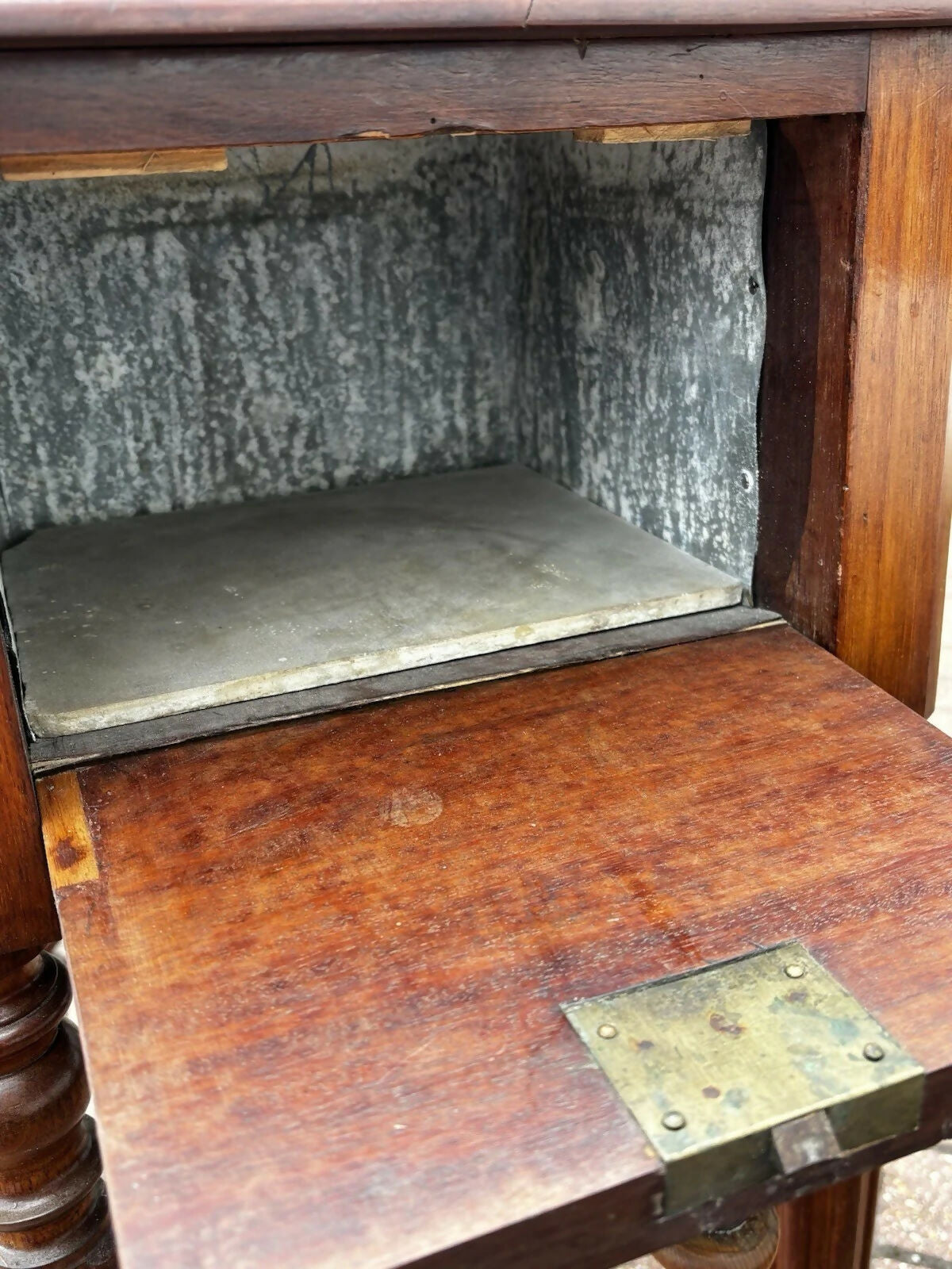 Victorian Mahogany Lamp/ Sofa Table. Drop Sides, With A Drawers & Cupboard