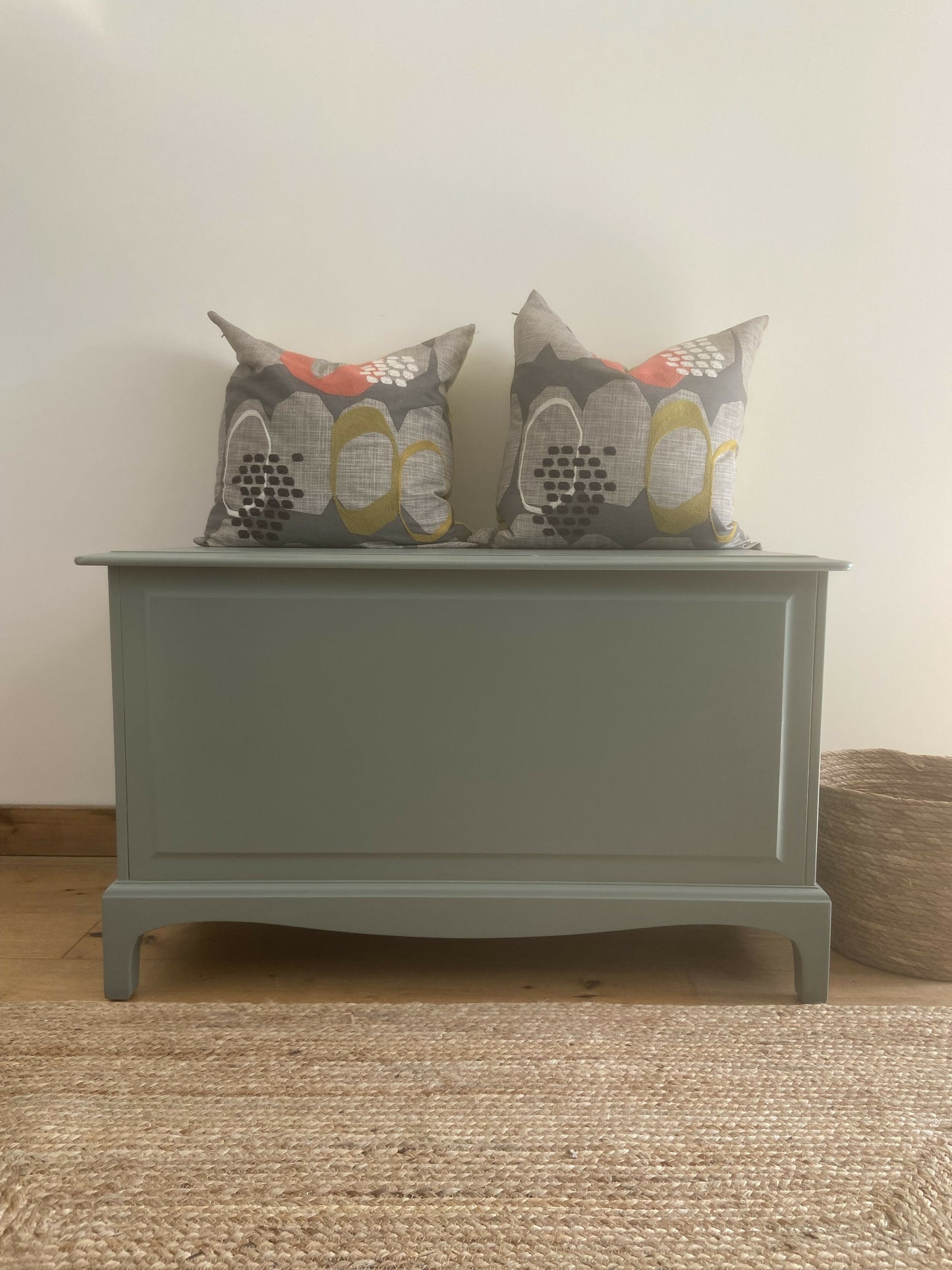 Stag green blanket box