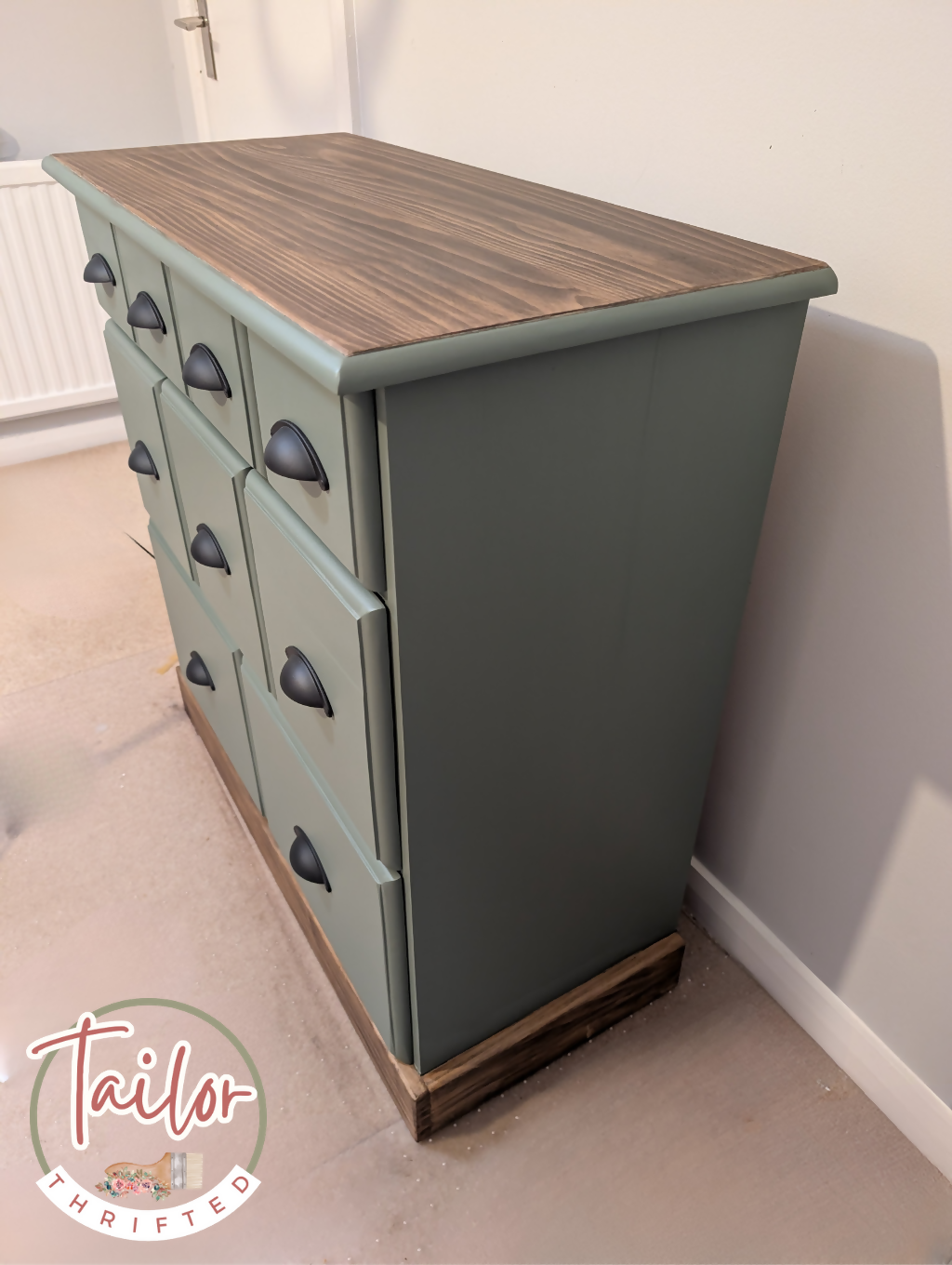 9-drawer Captain's Chest / Chest of Drawers
