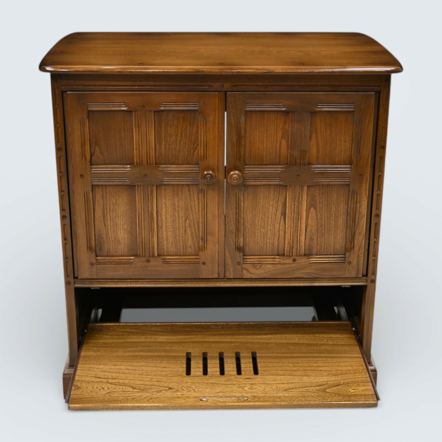 Ercol Mural TV Video Cabinet Golden Dawn Corner Flap Model 839 FREE UK Delivery