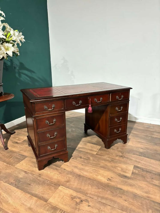 Vintage Mahogany Pedestal Desk1