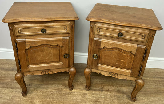 Pair of Bedside Tables Vintage French Louis Oak Nightstands Cabinets LOT 6296