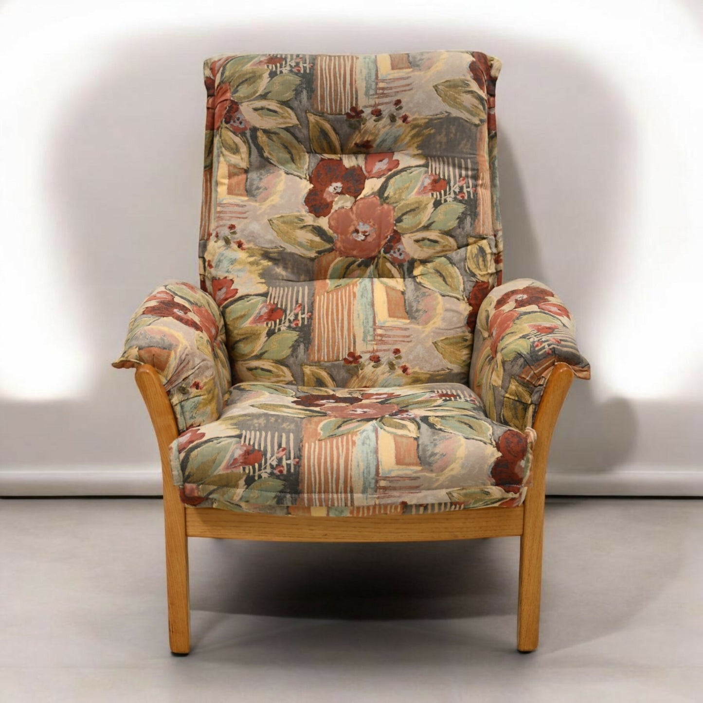 Ercol Saville Easy Chair Armchair Light Blonde Ercol's Upholstery FREE Delivery
