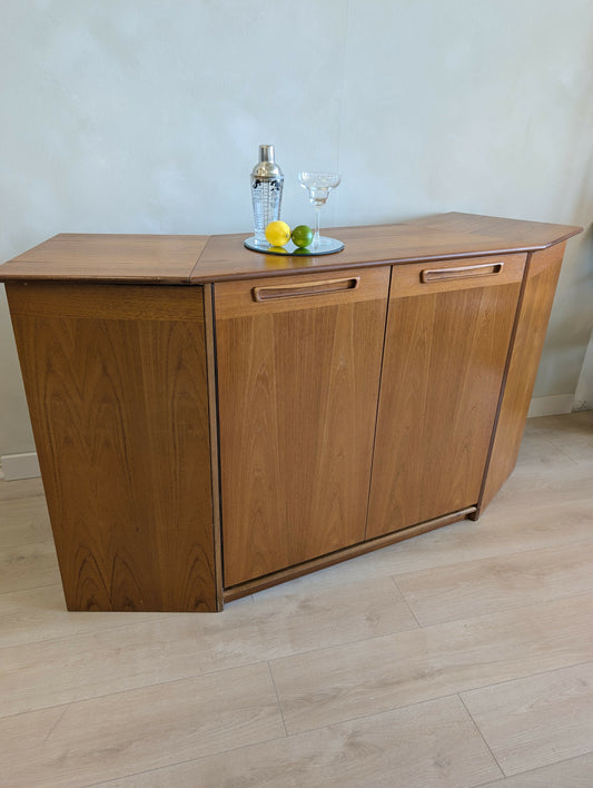 Vintage Meredew Mid Century Teak Metamorphic Drinks Cocktail Cabinet Bar