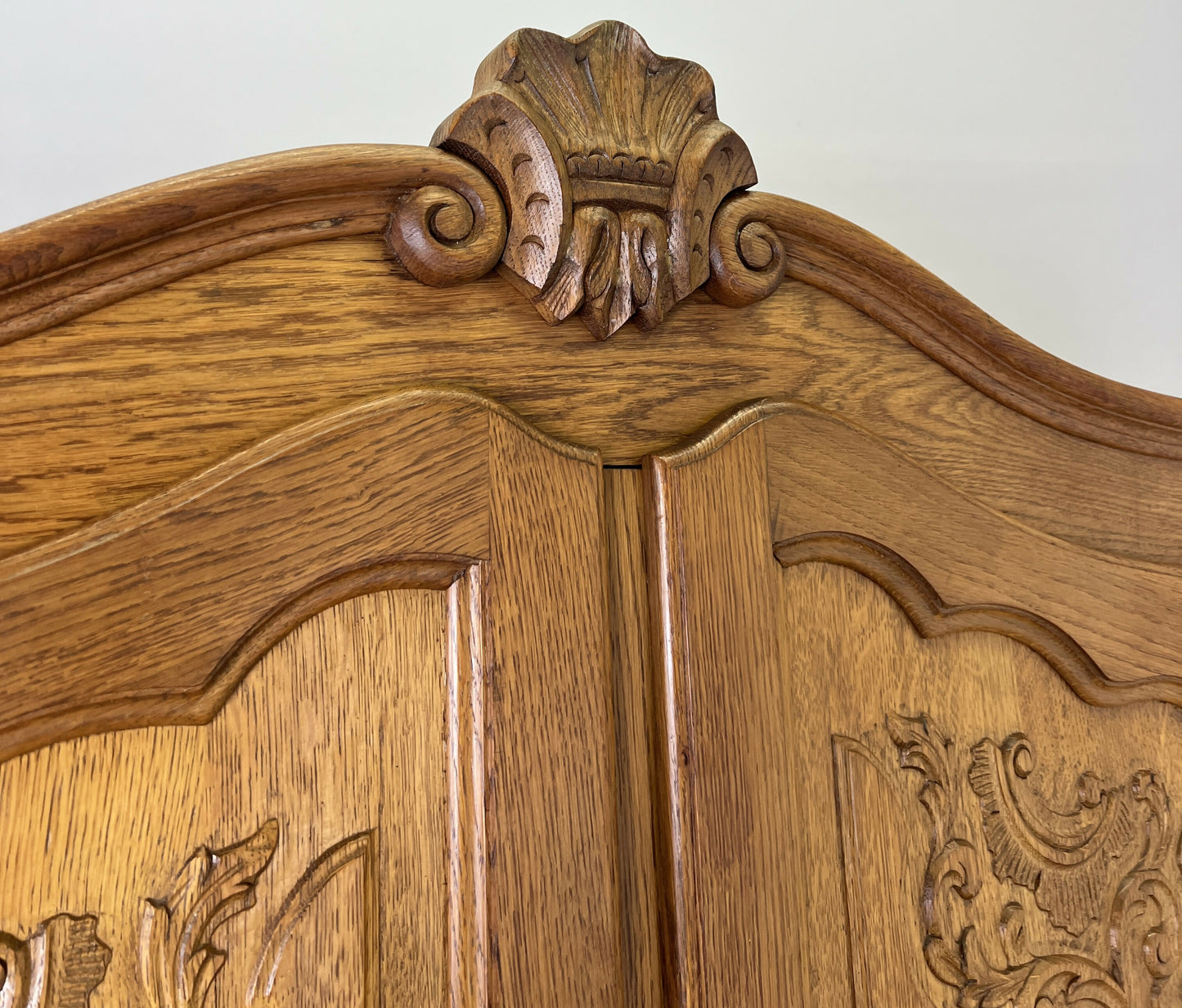 Wardrobe Vintage French Louis XVI Style Oak Four Door Carved Armoire LOT 6104
