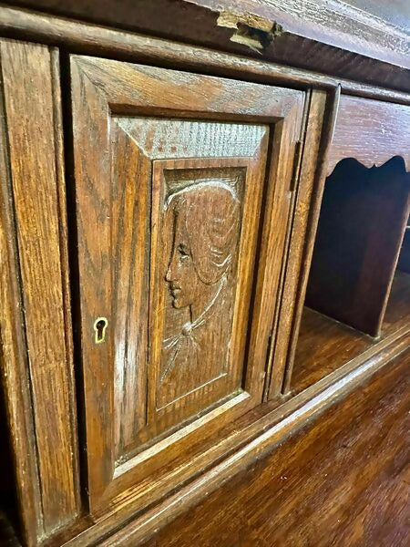 large_late-victorian-carved-oak-bureau-bookcase-sku65926637_0 (8)