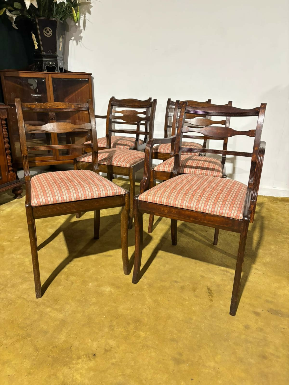 Set of six regency style mahogany chairs, two of which are carvers88