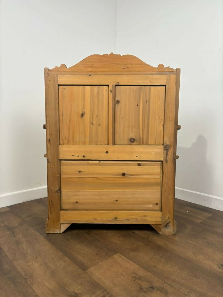 Victorian style Pine Single Seat Settle