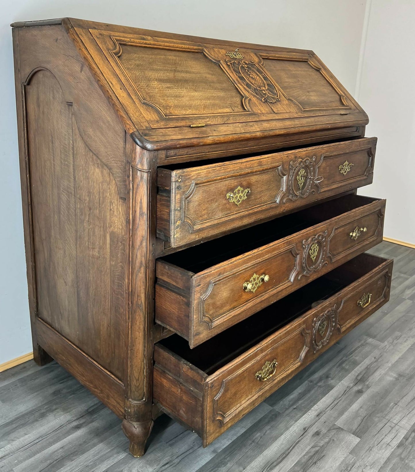 Chest of Drawers Vintage French Oak 3 Drawers Bureau Desk Cabinet LOT 2169