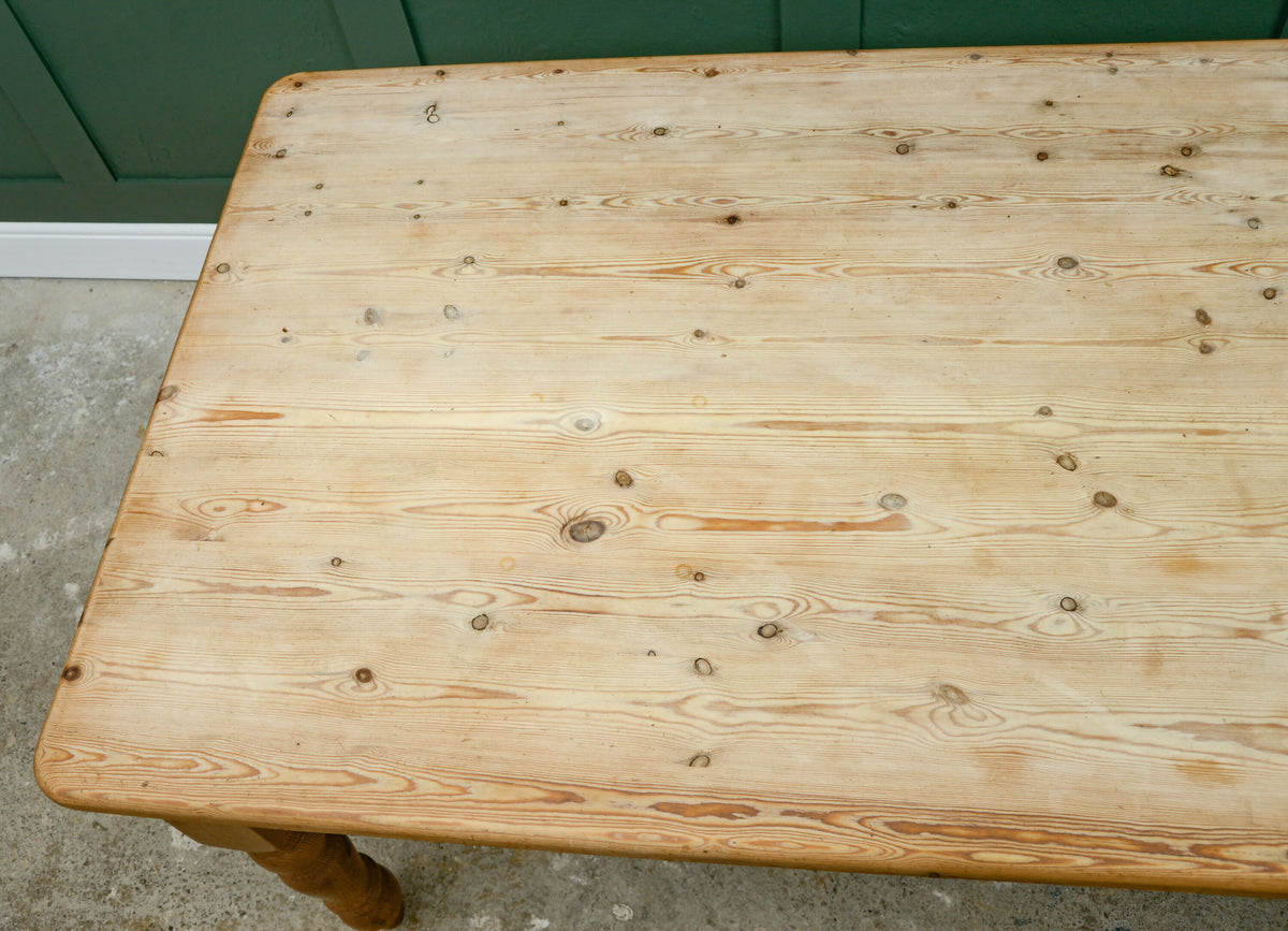 Vintage 6 FT Pine Farmhouse Dining Table with End Drawer - Seats 6-8