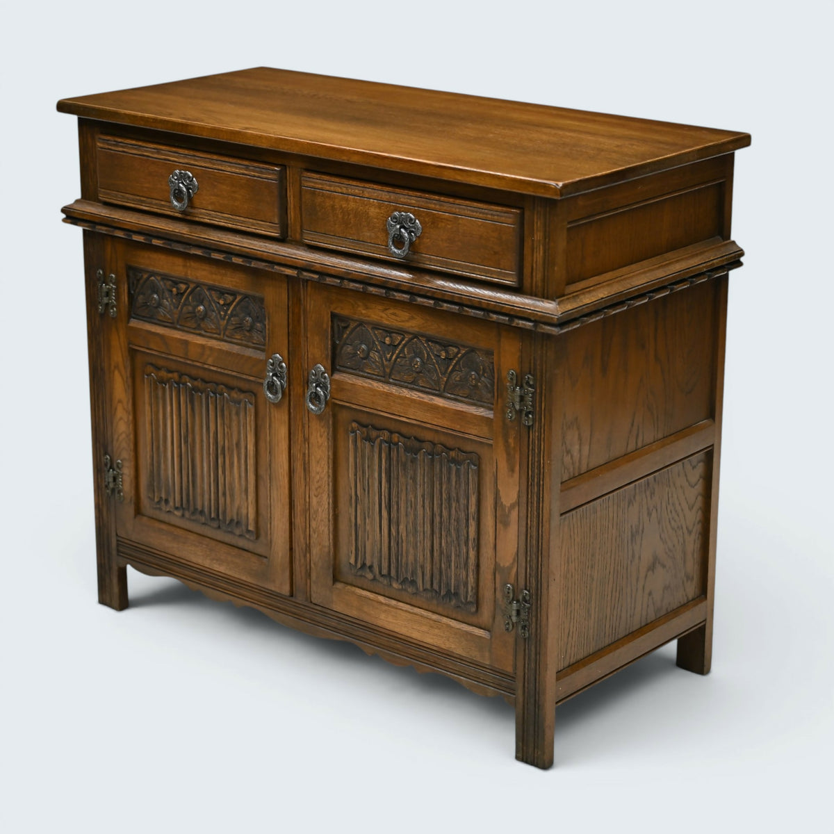 Old Charm Small Sideboard Linenfold Doors Model 1631 Light Oak FREE UK Delivery*