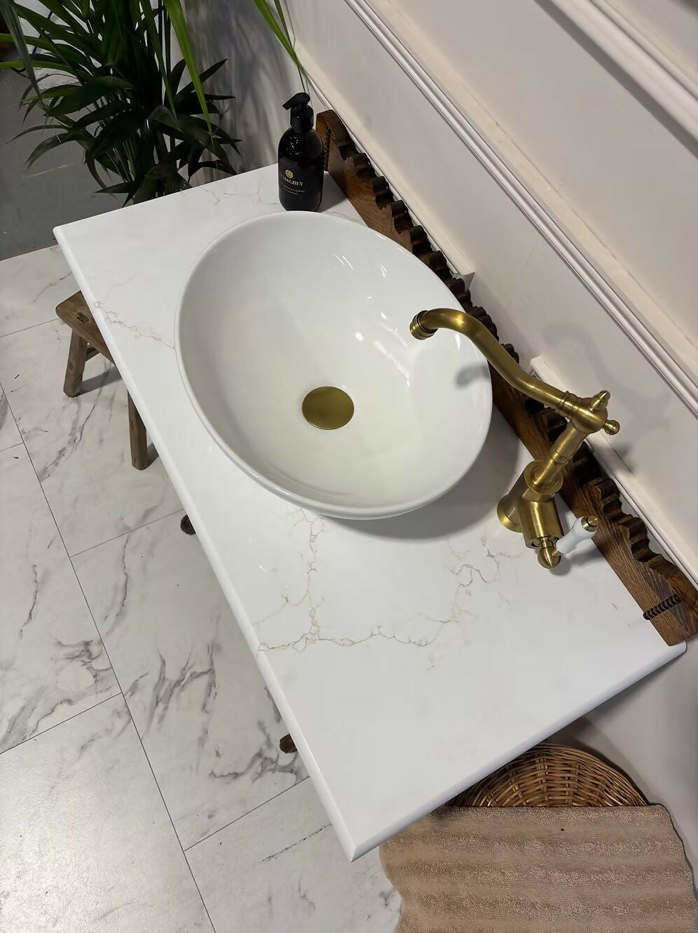 Traditional Bathroom Vanity Unit - Lady Jane Grey