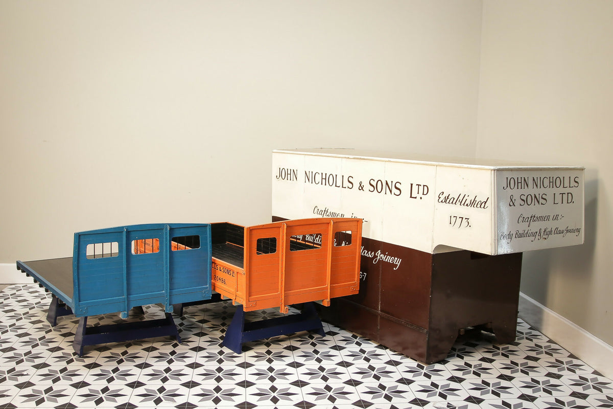 Scratch built lorry bodies in wood, Drop side, Luton and Flatbed Haulage Removals