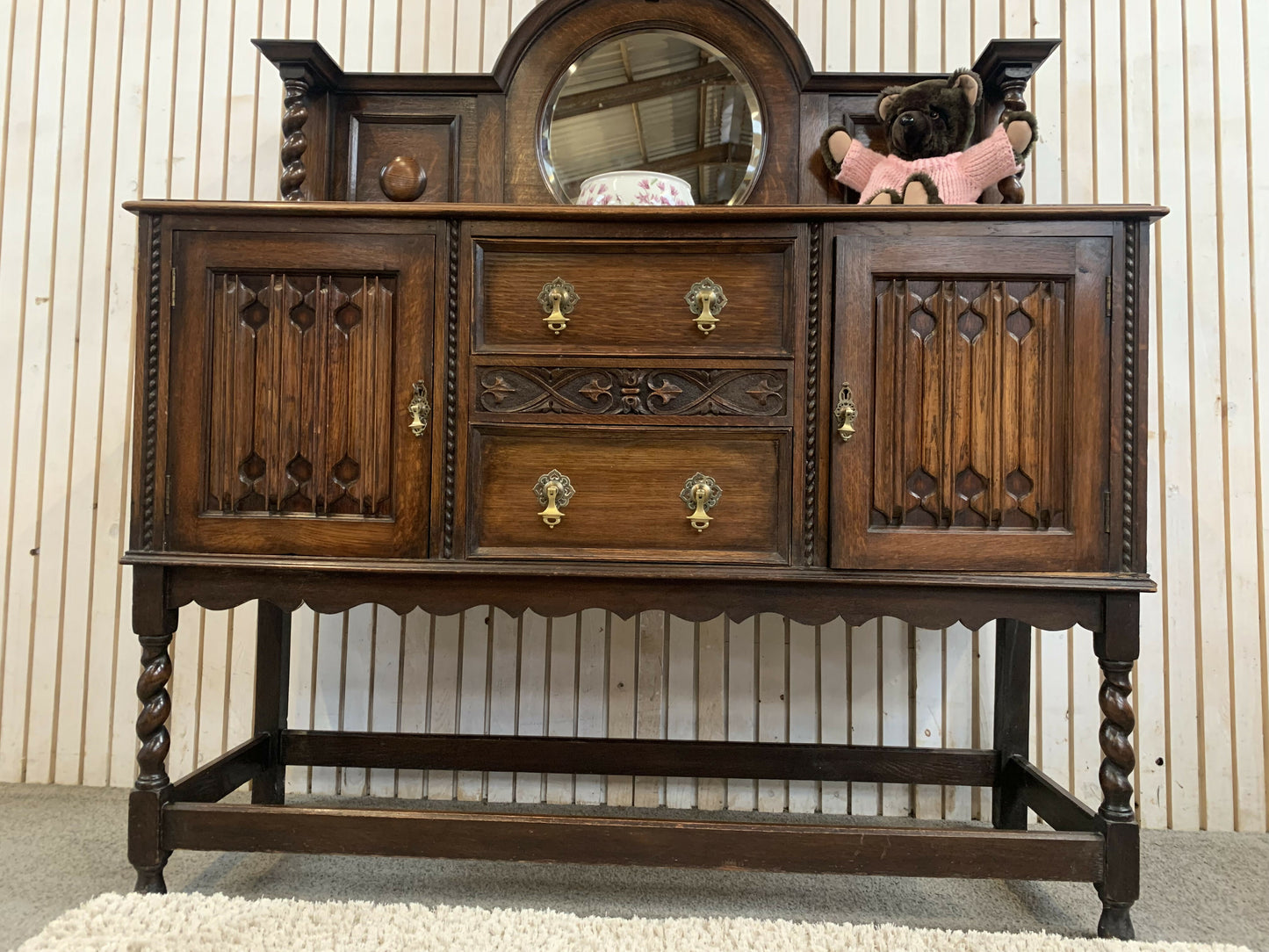 Vintage Jacobean Style MirrorBack Sideboard with 2 door and 3 Drawers .
