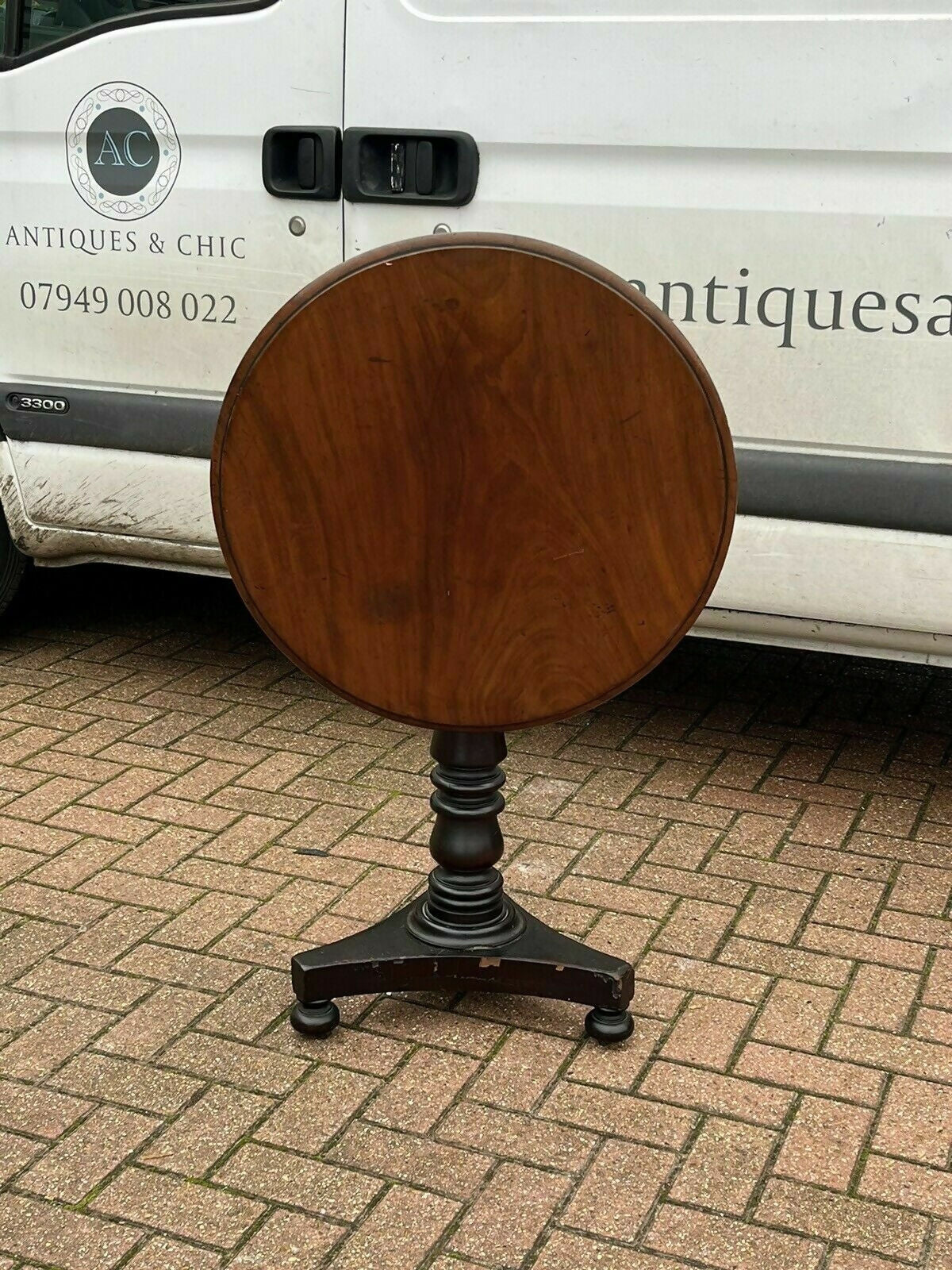 Victorian Vintage Mahogany Tilt Top Lamp Table, Side Table