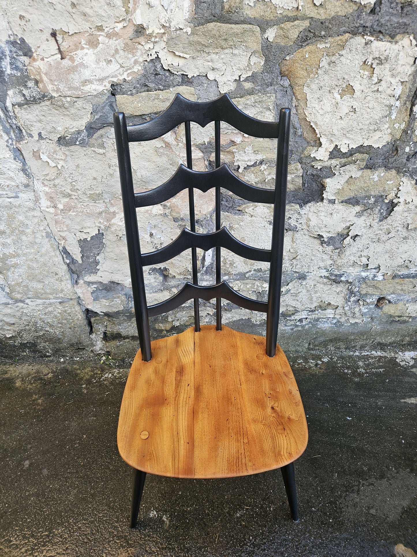 Set Of Four Ercol Batwing Dining Chairs Model Number 496 In Black Super Rare