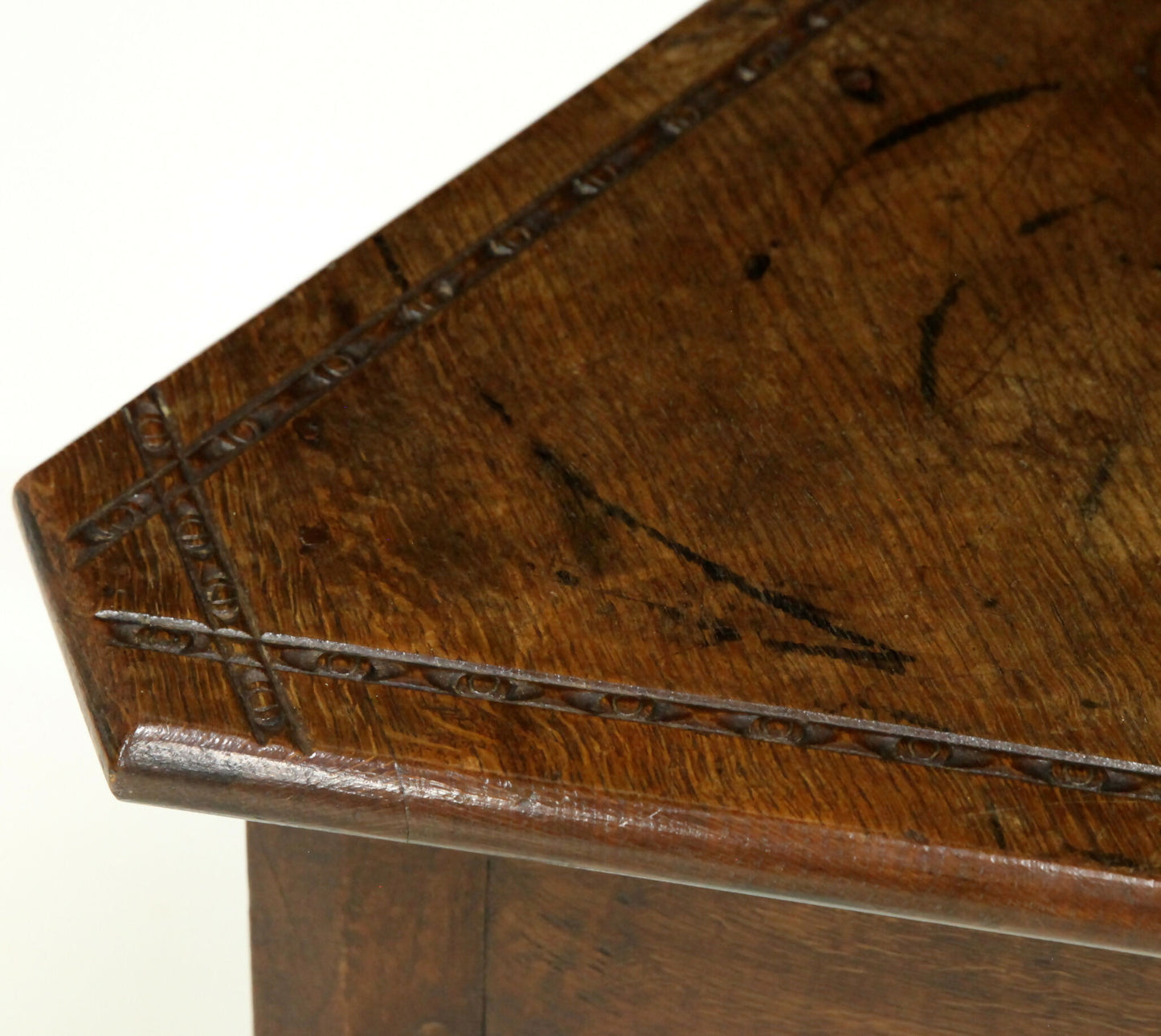 18th Century English Oak Cricket Table Tripod Legs FREE Nationwide Delivery. SBR4244/1010V4