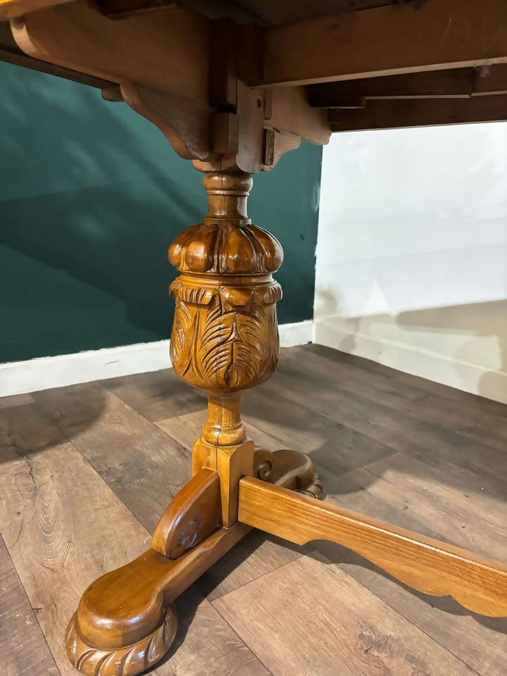 Vintage Honey Oak Draw Leaf Dining Tablehhy