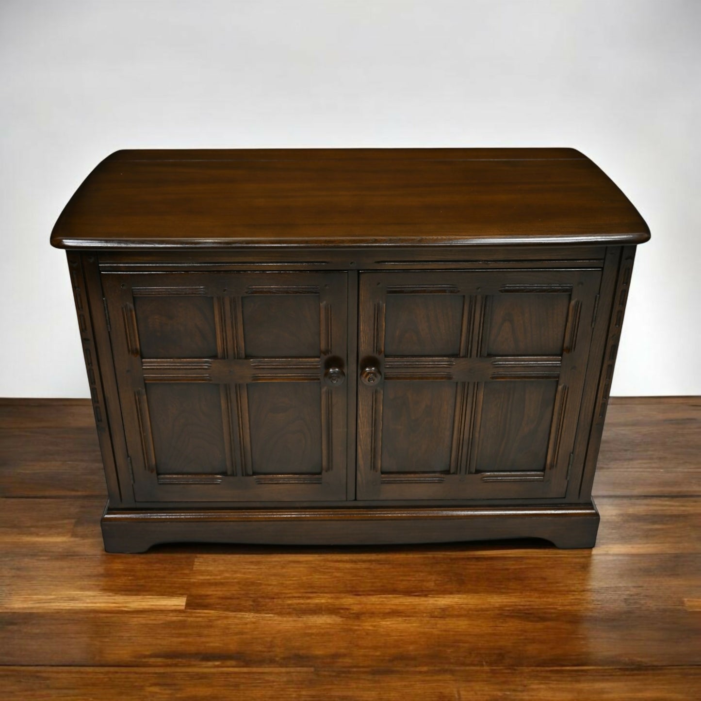 Ercol Malvern Music Hi Fi Cabinet Record Storage Dark Finish FREE UK Delivery
