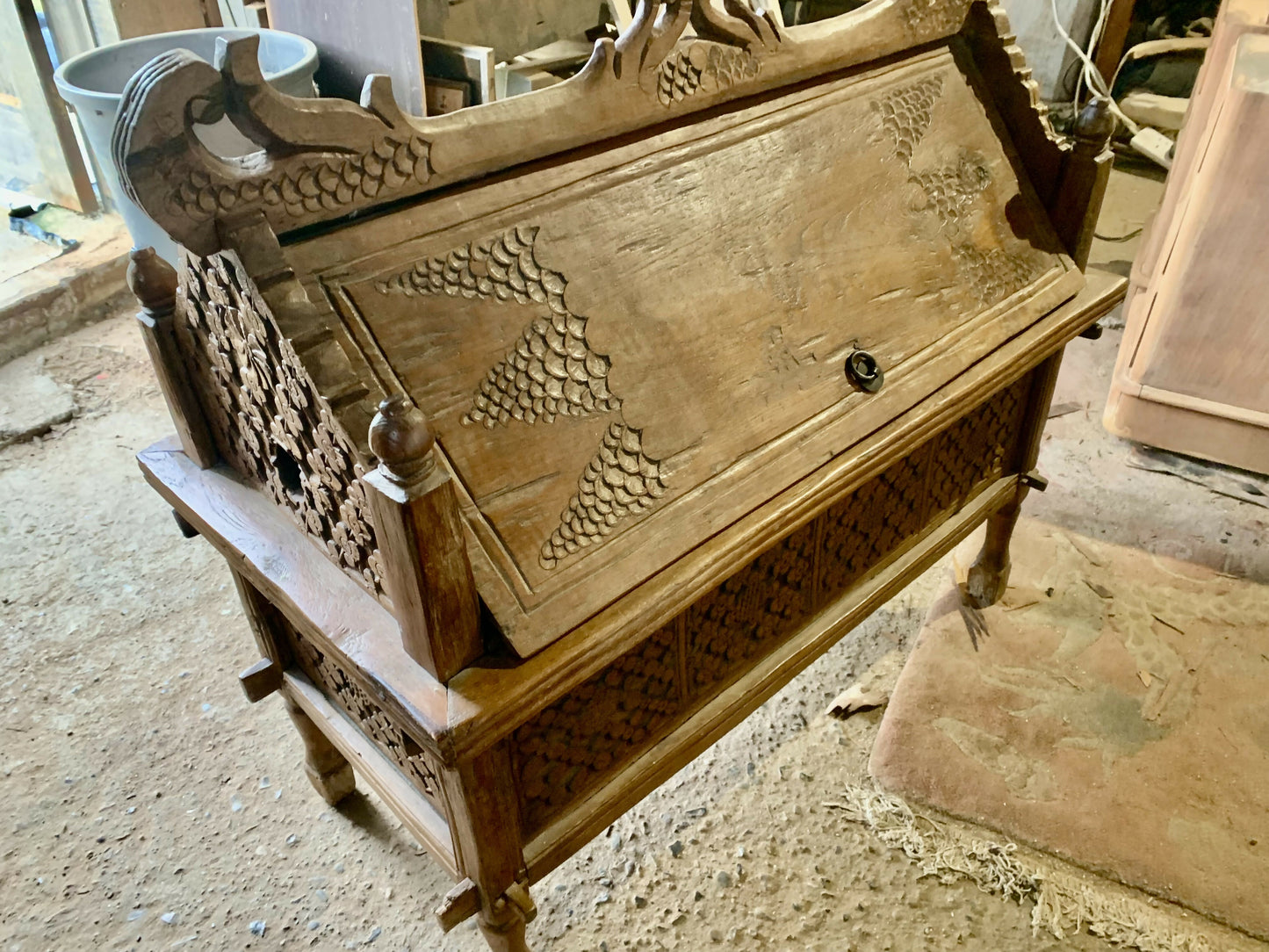 Anglo Indian DOWERY box