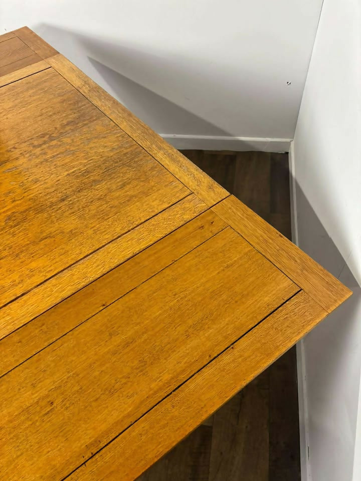 Early 20th Century Golden Oak Draw Leaf Dining Table