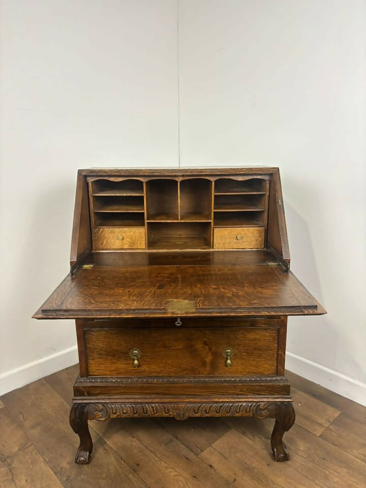 Early 20th Century Oak Bureau with Fitted Interior & Carved Base