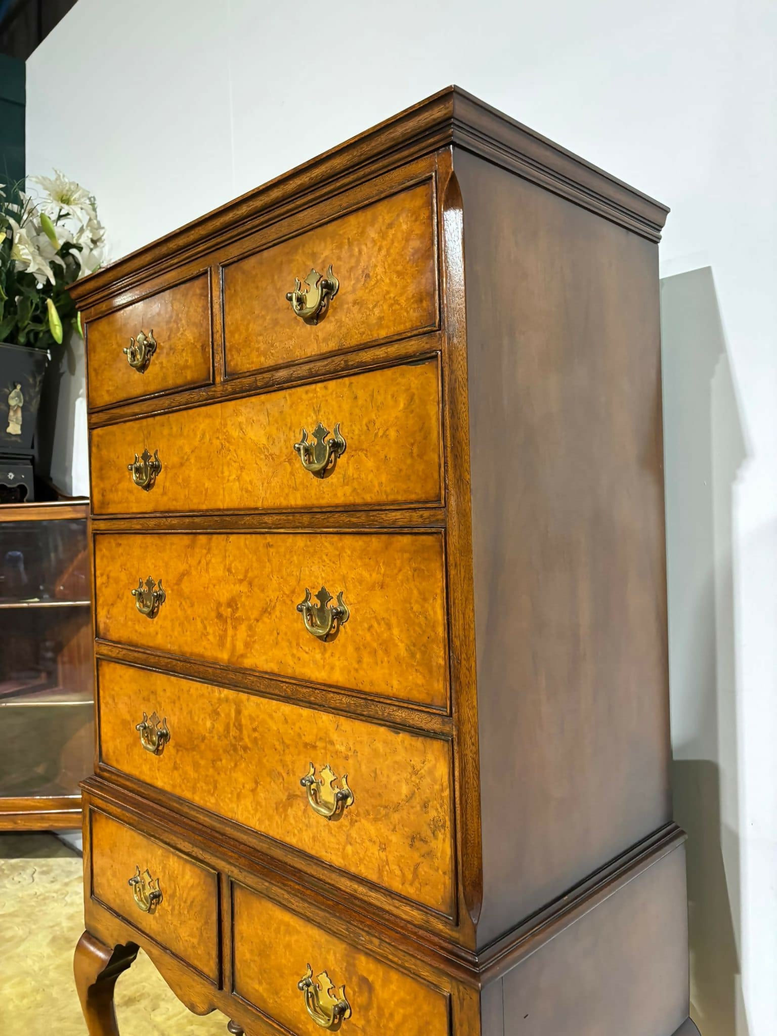 Vintage burr walnut veneered chest on stand0