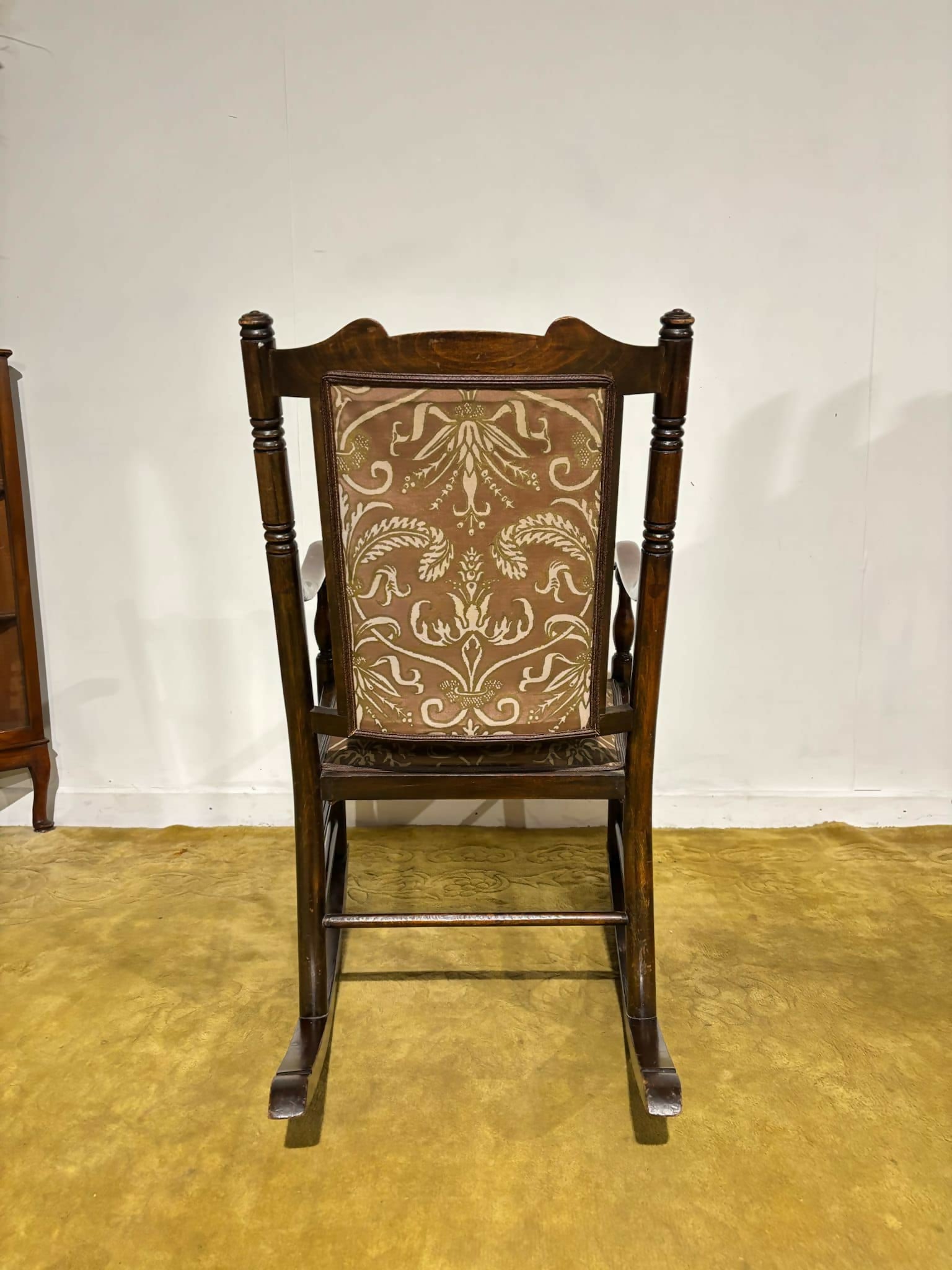 Vintage Wooden Rocking Chair98