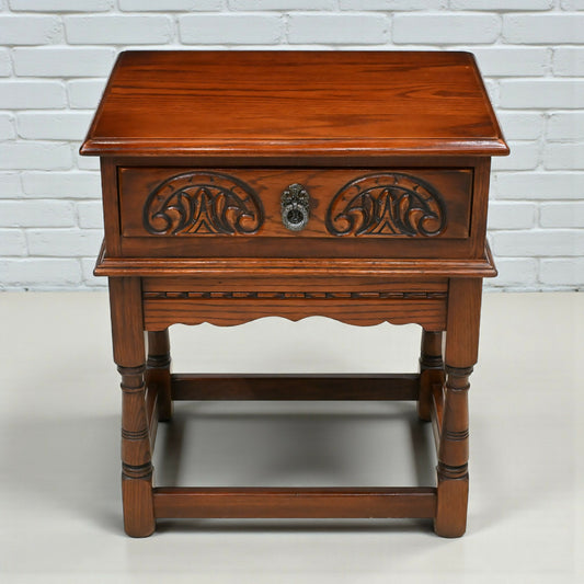 Old Charm Side Table Lamp Table Tudor Brown Finish With Drawer FREE UK* Delivery. SBR10880/0109E