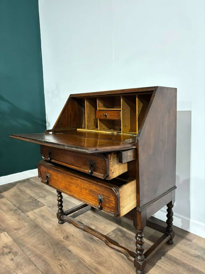 Vintage 1920s Oak Bureau Chest777